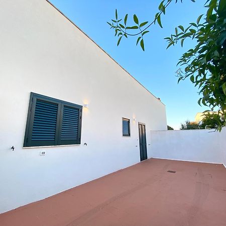 La Casa Di Nina Apartamento Surano Exterior foto